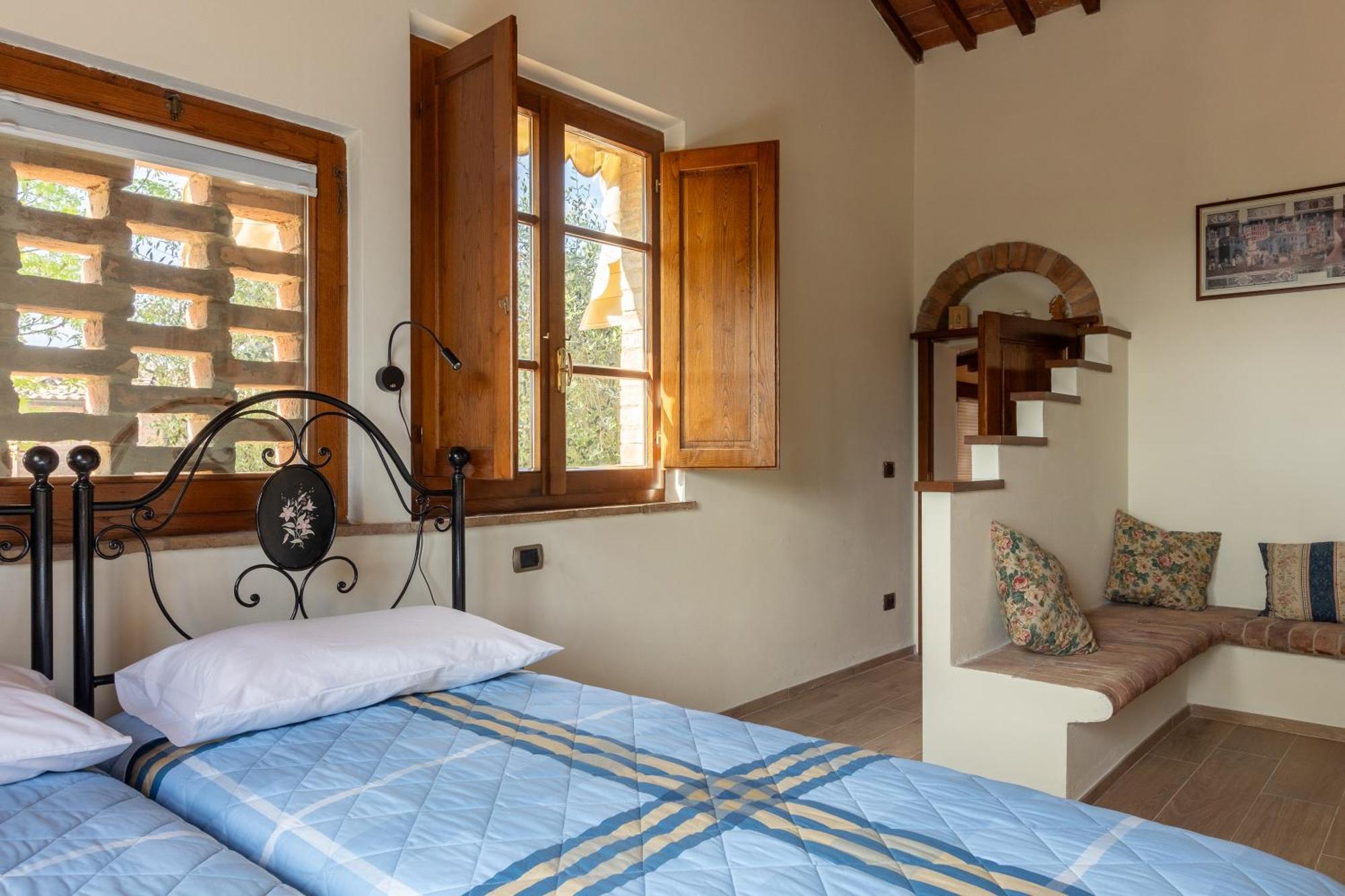Asso Di Picche Apartment Siena Exterior photo