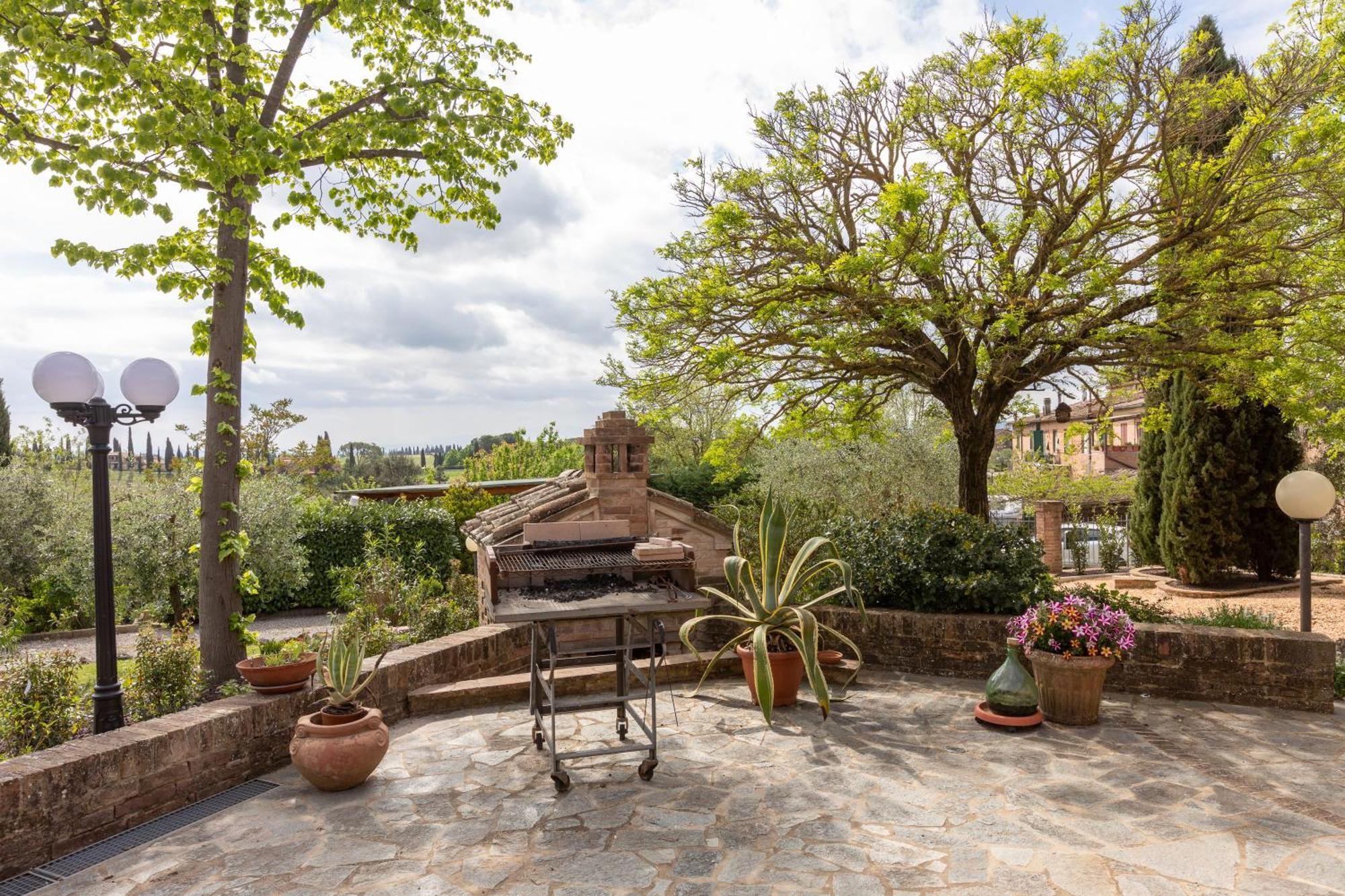 Asso Di Picche Apartment Siena Exterior photo